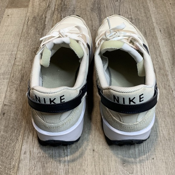 Nike Womens Waffle Debut DH9523-102 White Running Shoes Sneakers Size 11 - Picture 4 of 10